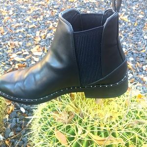 Zara Black Chelsea Booties Size 37 - 6.5